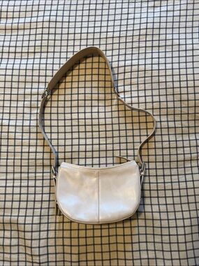 Vagabond Minoh Half Moon Adjustable Strap Saddle Bag - White